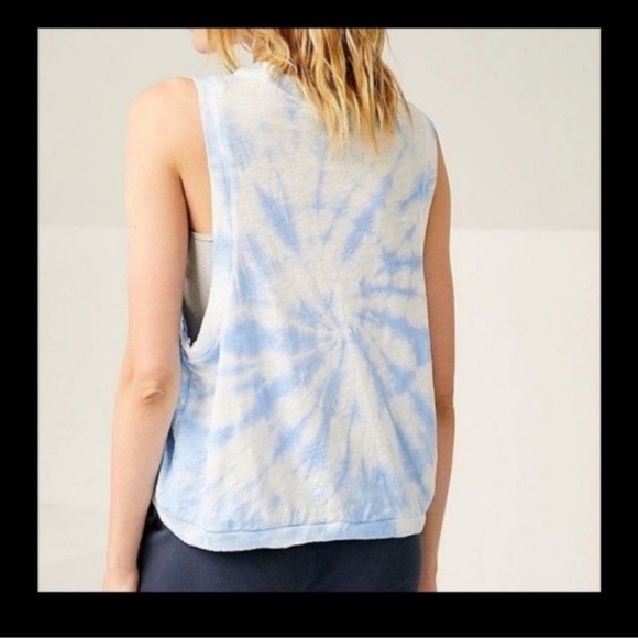 Free People Movement dance Blue and White Tie-Dye Muscle Tee size small. NWT! - Picture 2 of 11